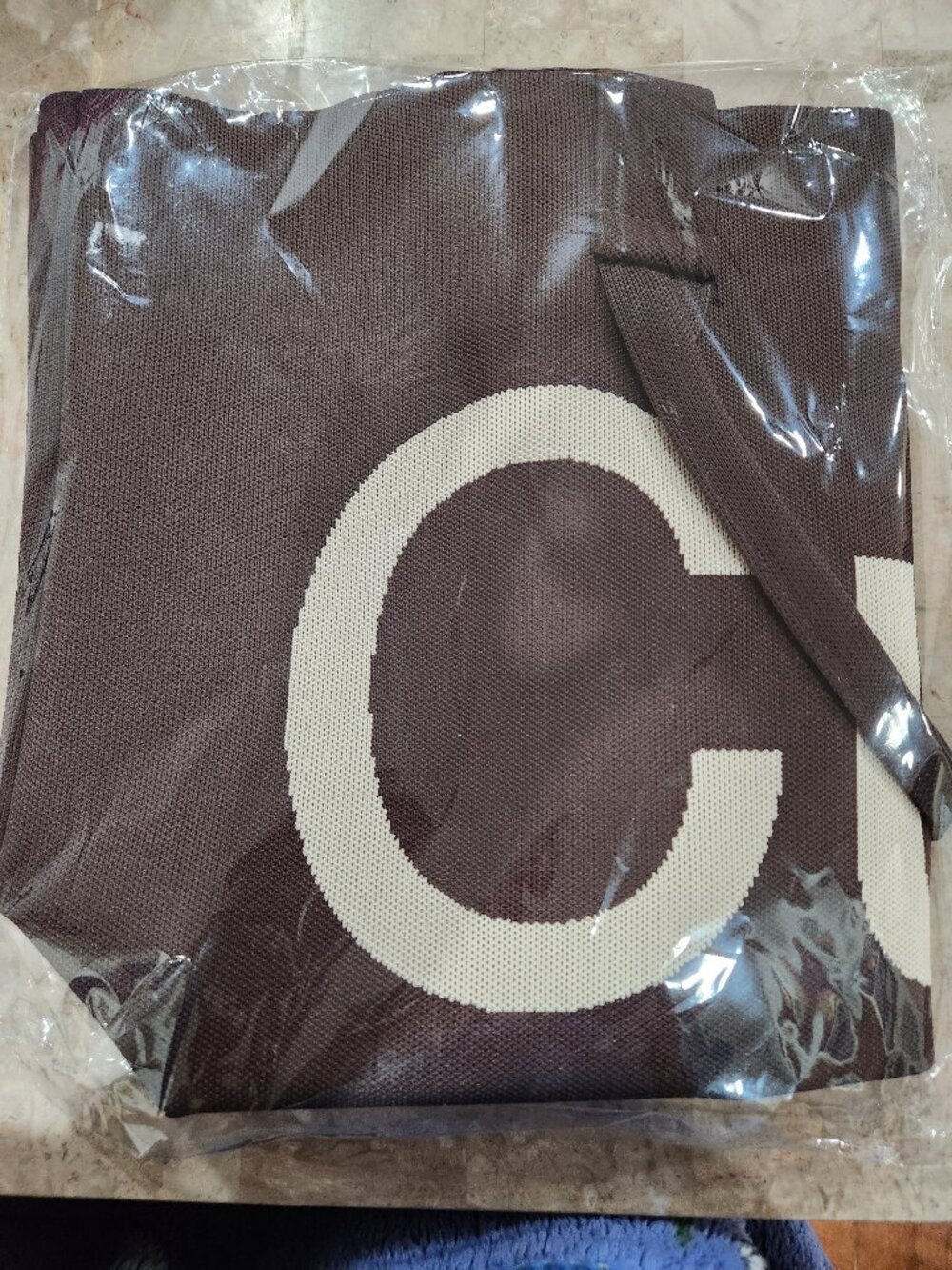 Curves Knit Tote (Chocolate)